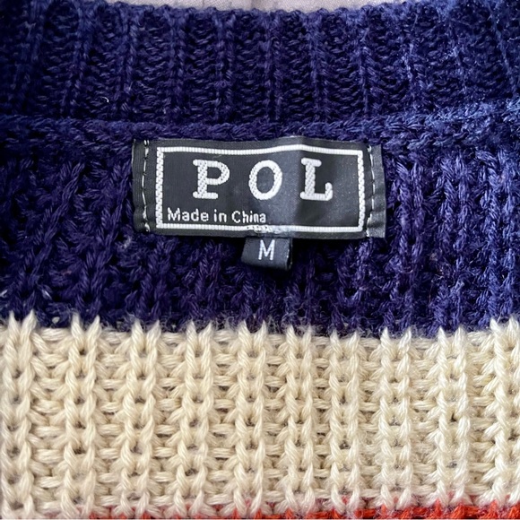 LAST CHANCE Oversized Striped Sweater - Picture 3 of 4